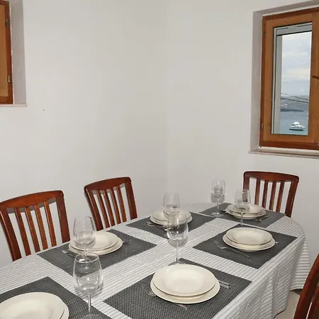 Holiday home Olivia Lumbarda